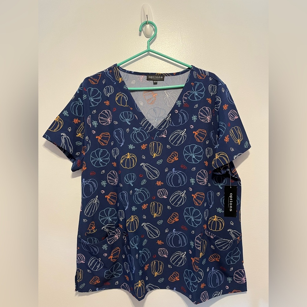 NWT Options Int XXL Women's V-Neck Nurse Fall Pumpkin Print Scrub Top
